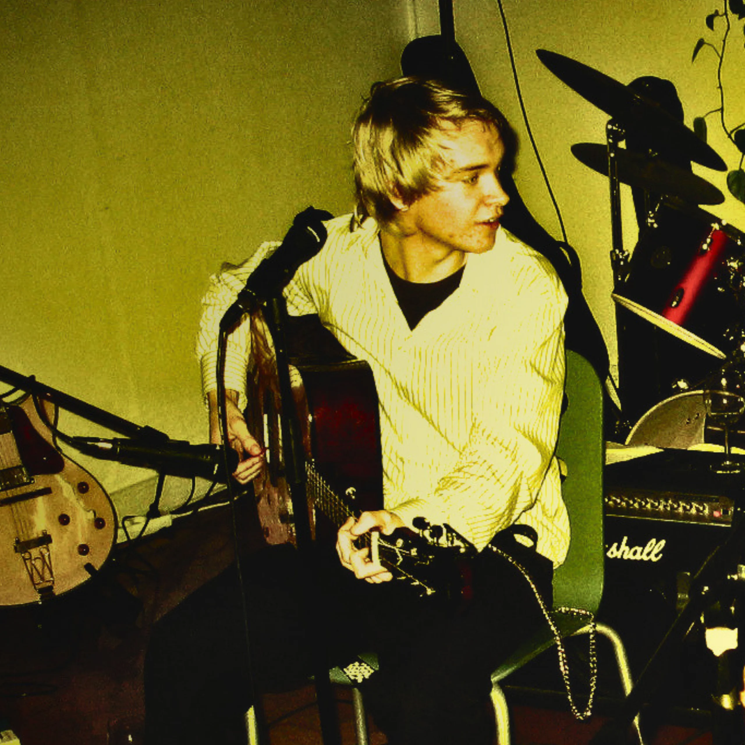 What Calling a Song Probe One Says About skugglandet and sond ett