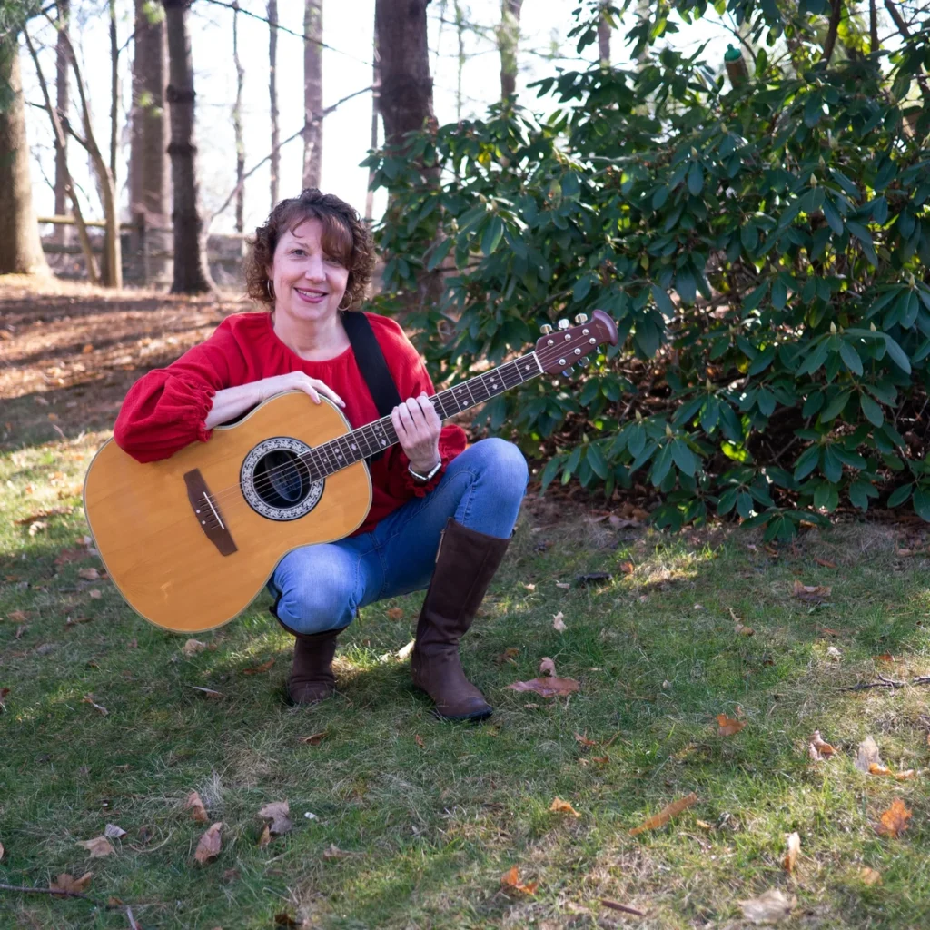 The Look of Fuller Folk: Stephanie Phillips Adds Cello, Drums and Keys to Walking the Tightrope