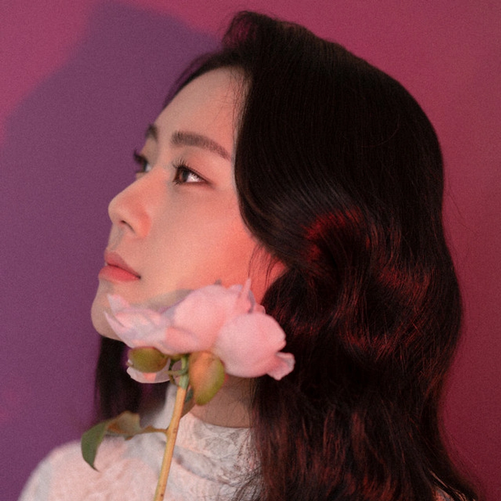 Minhye J Builds LET'S LOVE! On a Repeating Dream-Pop Guitar and One Free Night